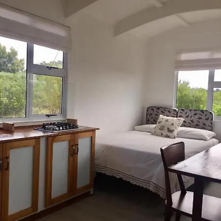 Fynbos Tiny Home - Off Grid, Surrounded By Nature Plettenberg Bay Exterior foto